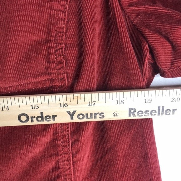 L.L. Bean ladies Corduroy button up fall chore coat Jacket size medium - Picture 7 of 12